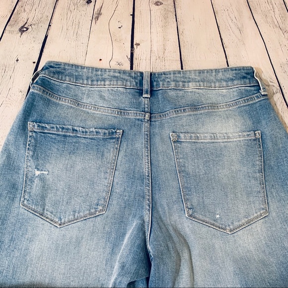 Arizona Jeans | Super High Rise Straight Jean - Picture 3 of 5